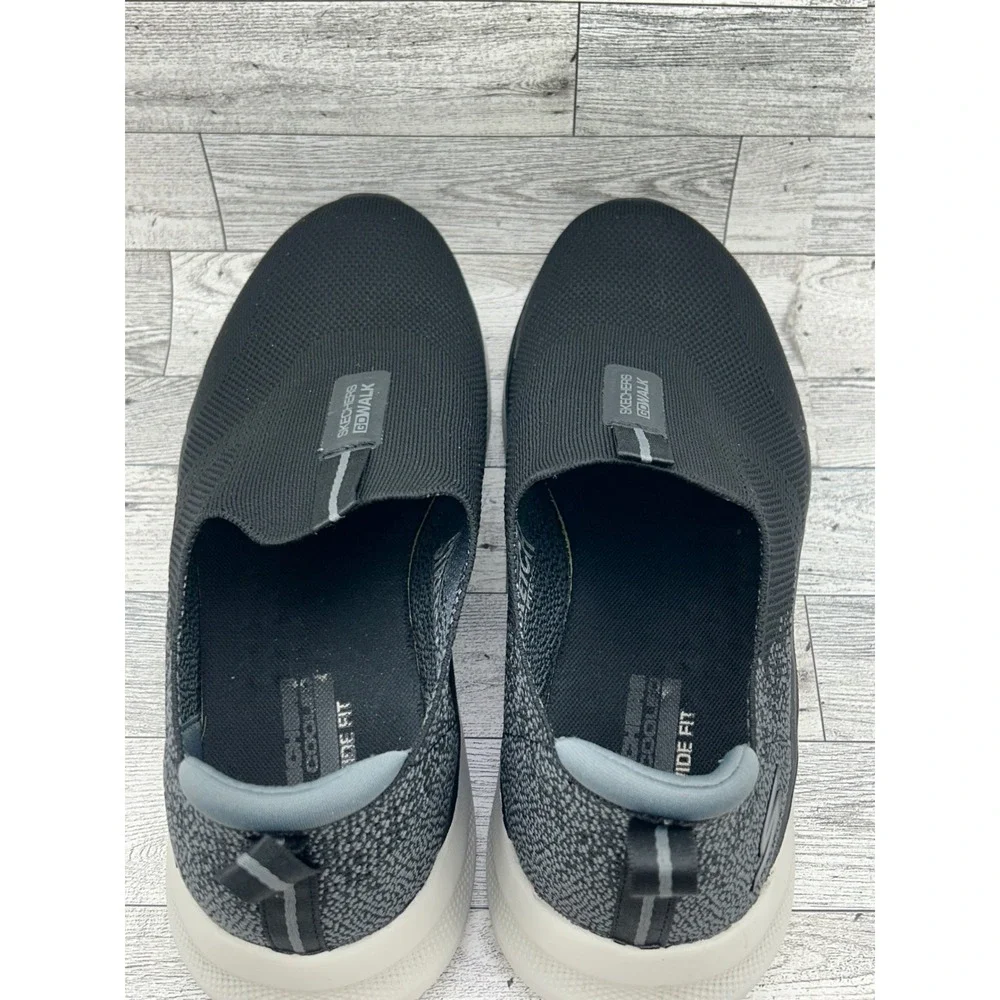 Skechers GoWalk 6 Men Black Slip On Walking Shoes 216202WW Wide‎ Fit Size 9